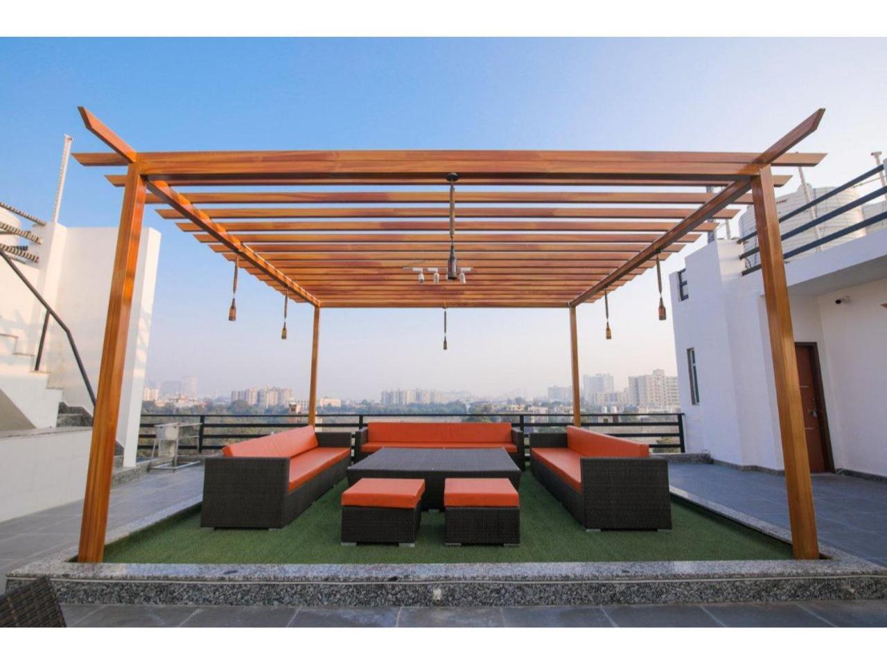 Kusum House Bed and Breakfast Greater Noida Eksteriør billede